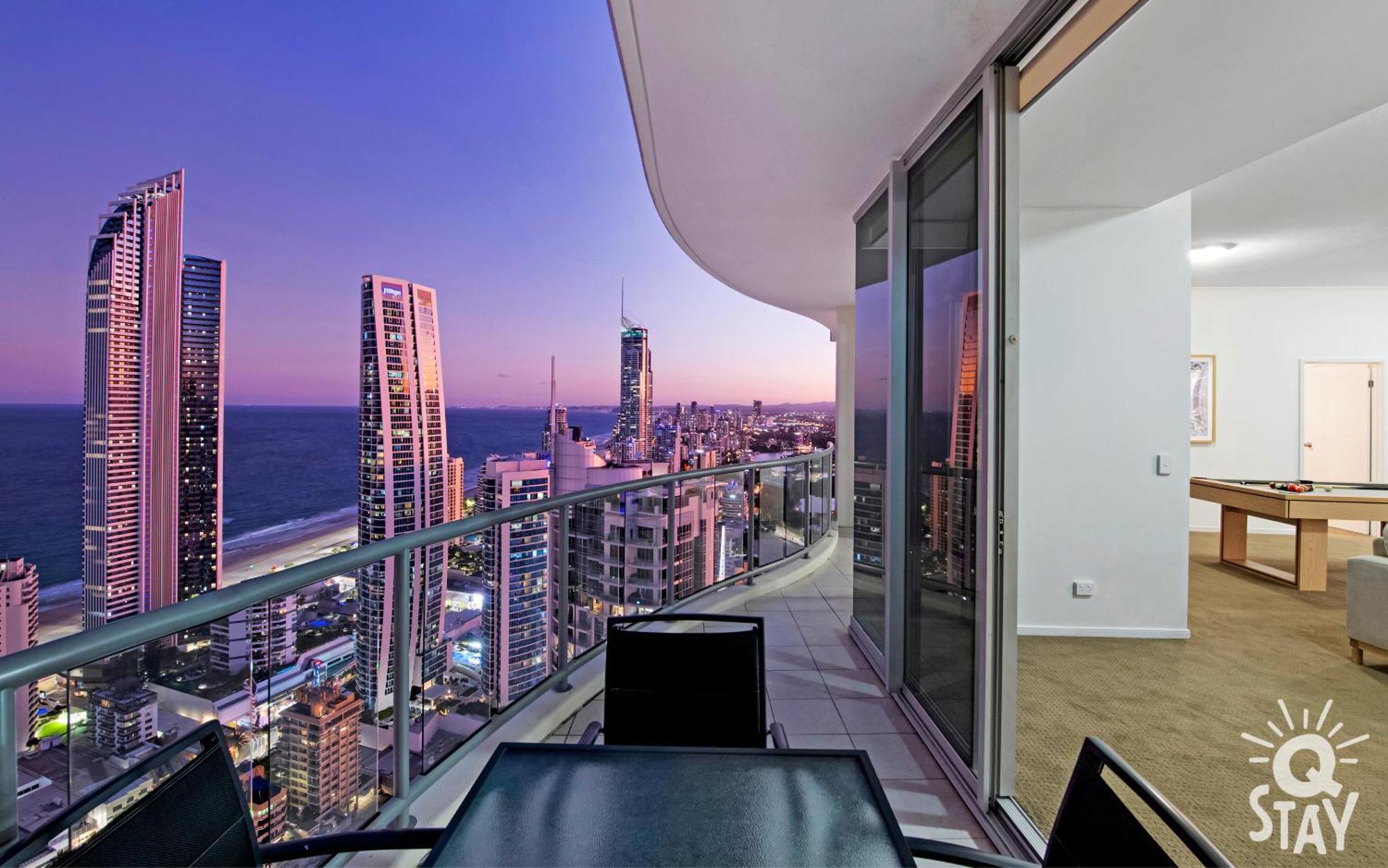 Chevron Renaissance Ocean View - Q * Gold Coast