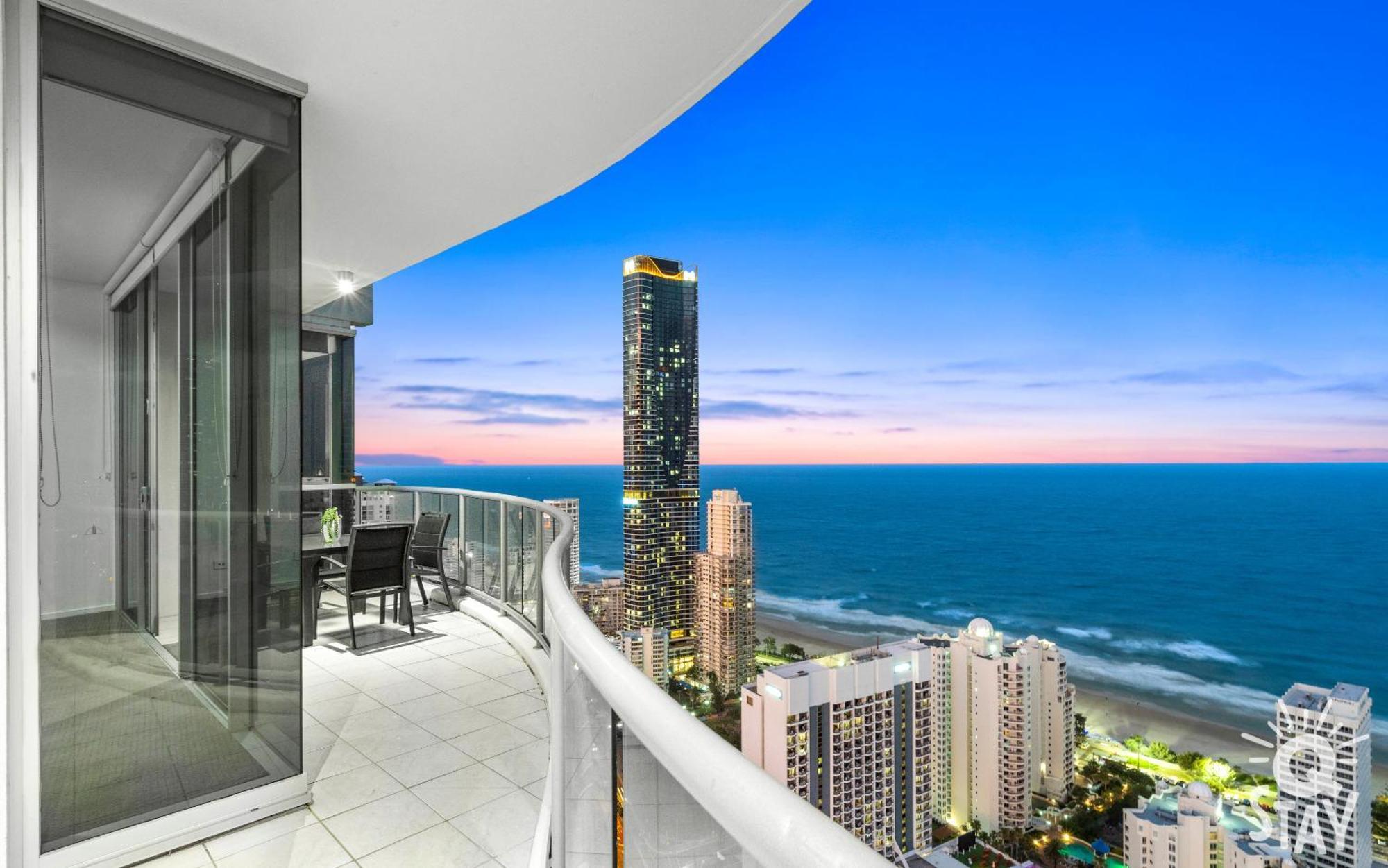 Apartment Chevron Renaissance Ocean View - Q