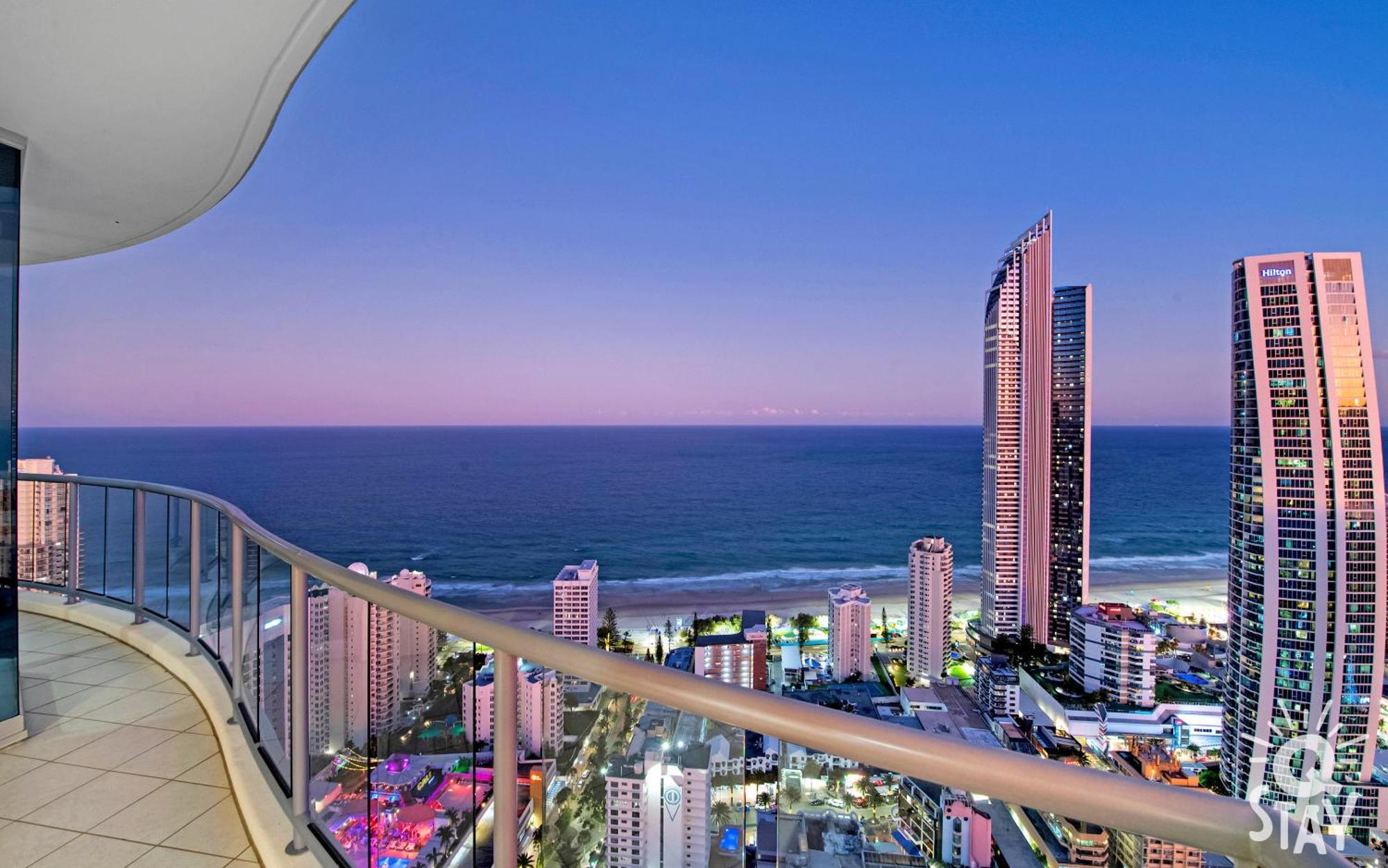 Chevron Renaissance Ocean View - Q Apartment *