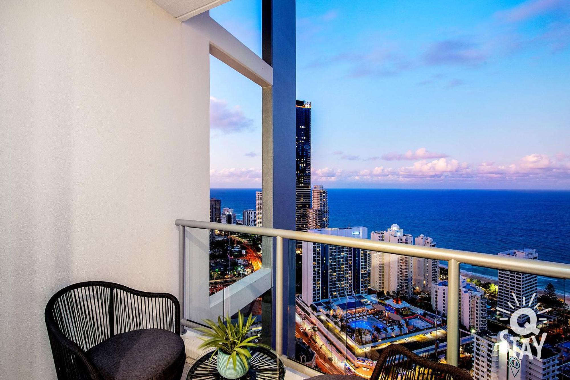 Chevron Renaissance Ocean View - Q Apartment Gold Coast