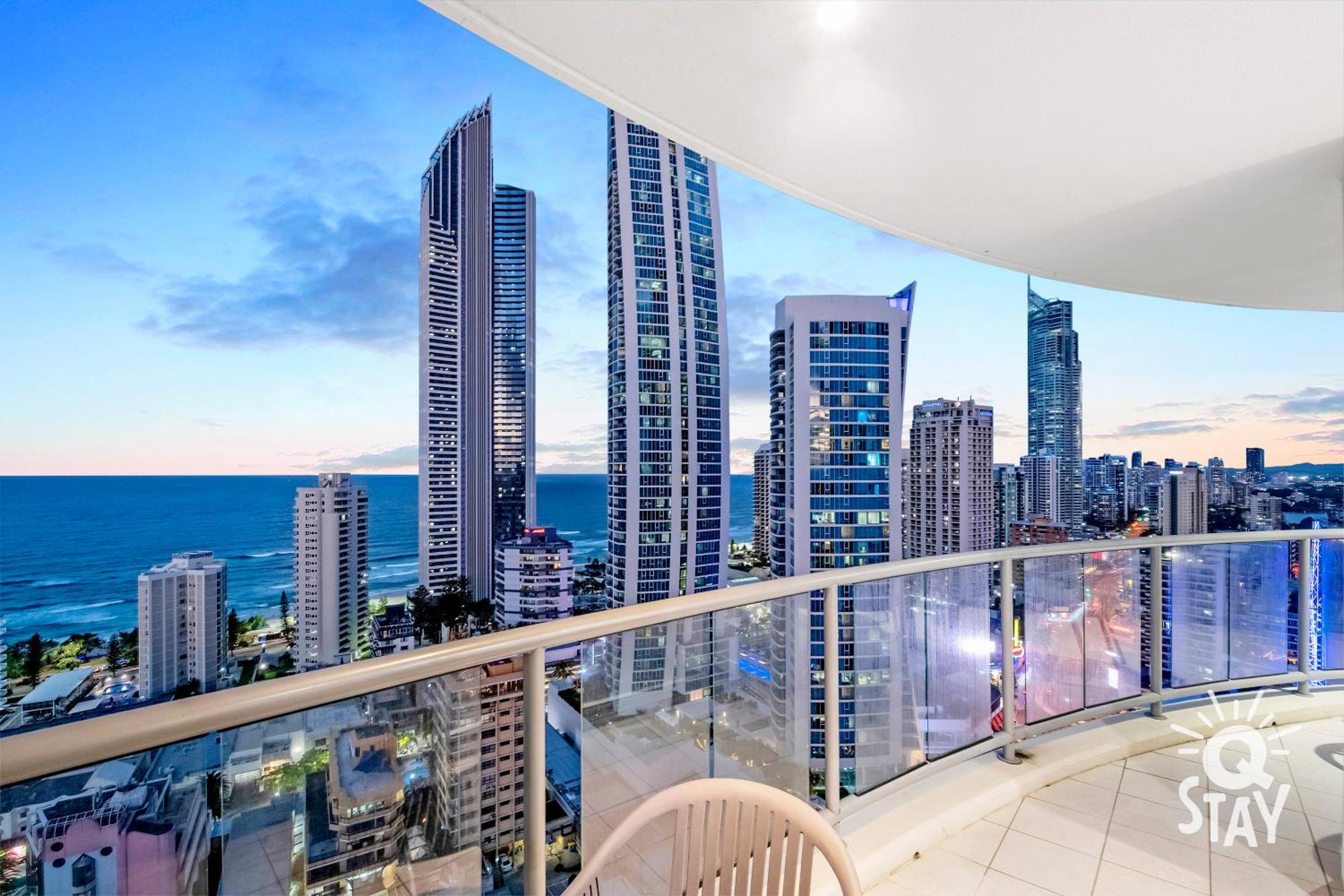 Chevron Renaissance Ocean View - Q Apartment *