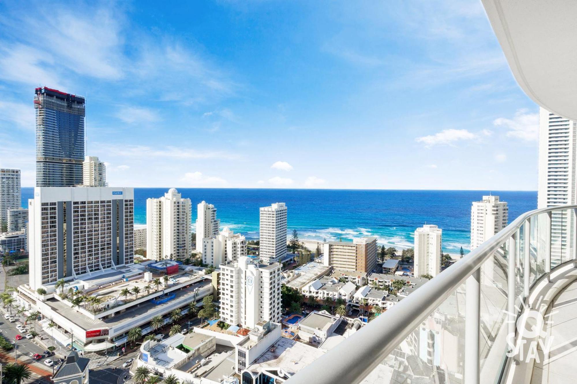 Chevron Renaissance Ocean View - Q Gold Coast