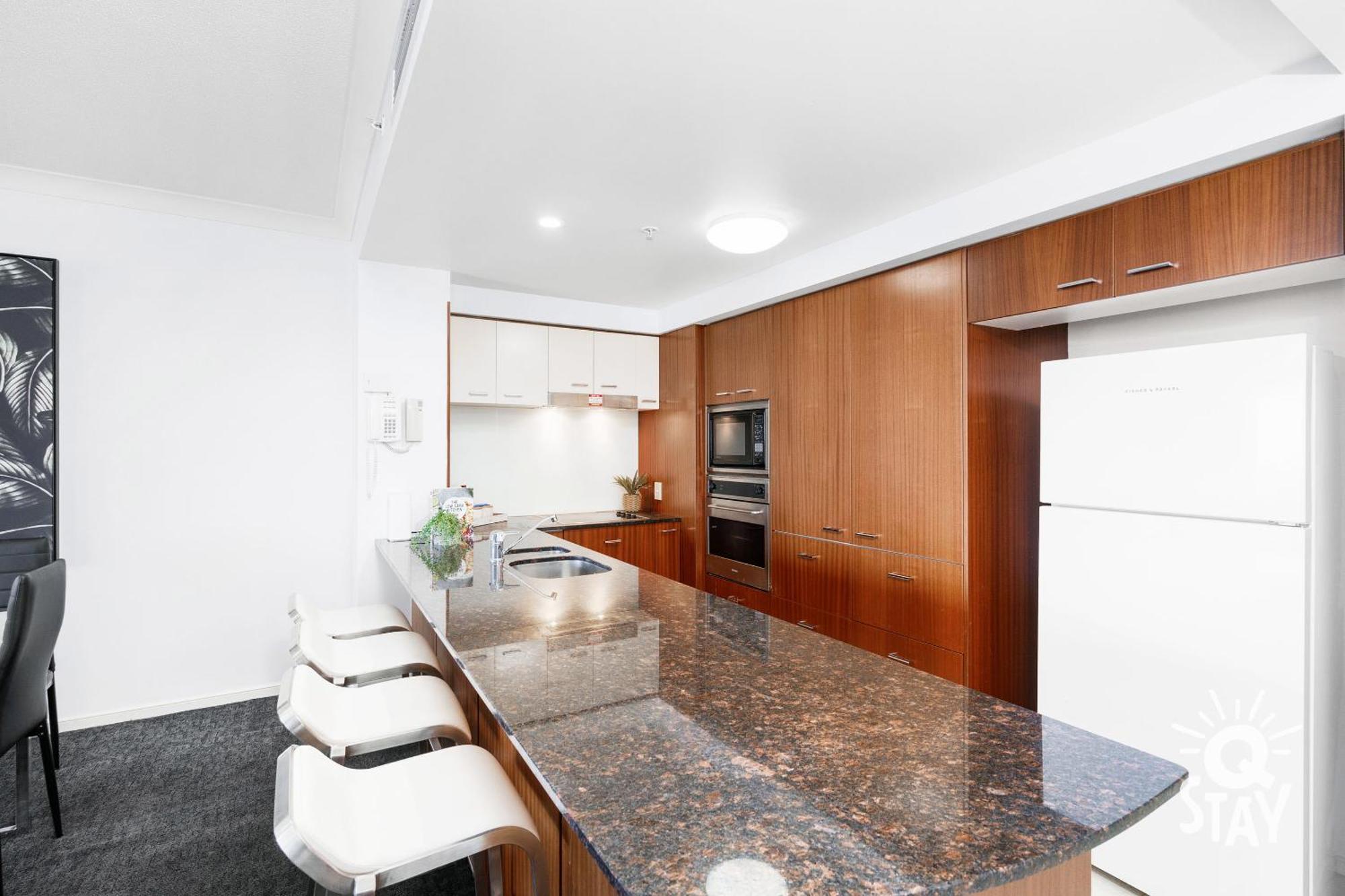 Apartment Chevron Renaissance Ocean View - Q *