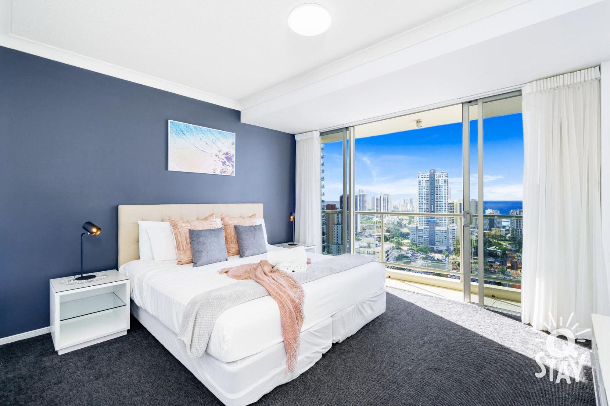 Chevron Renaissance Ocean View - Q Apartment