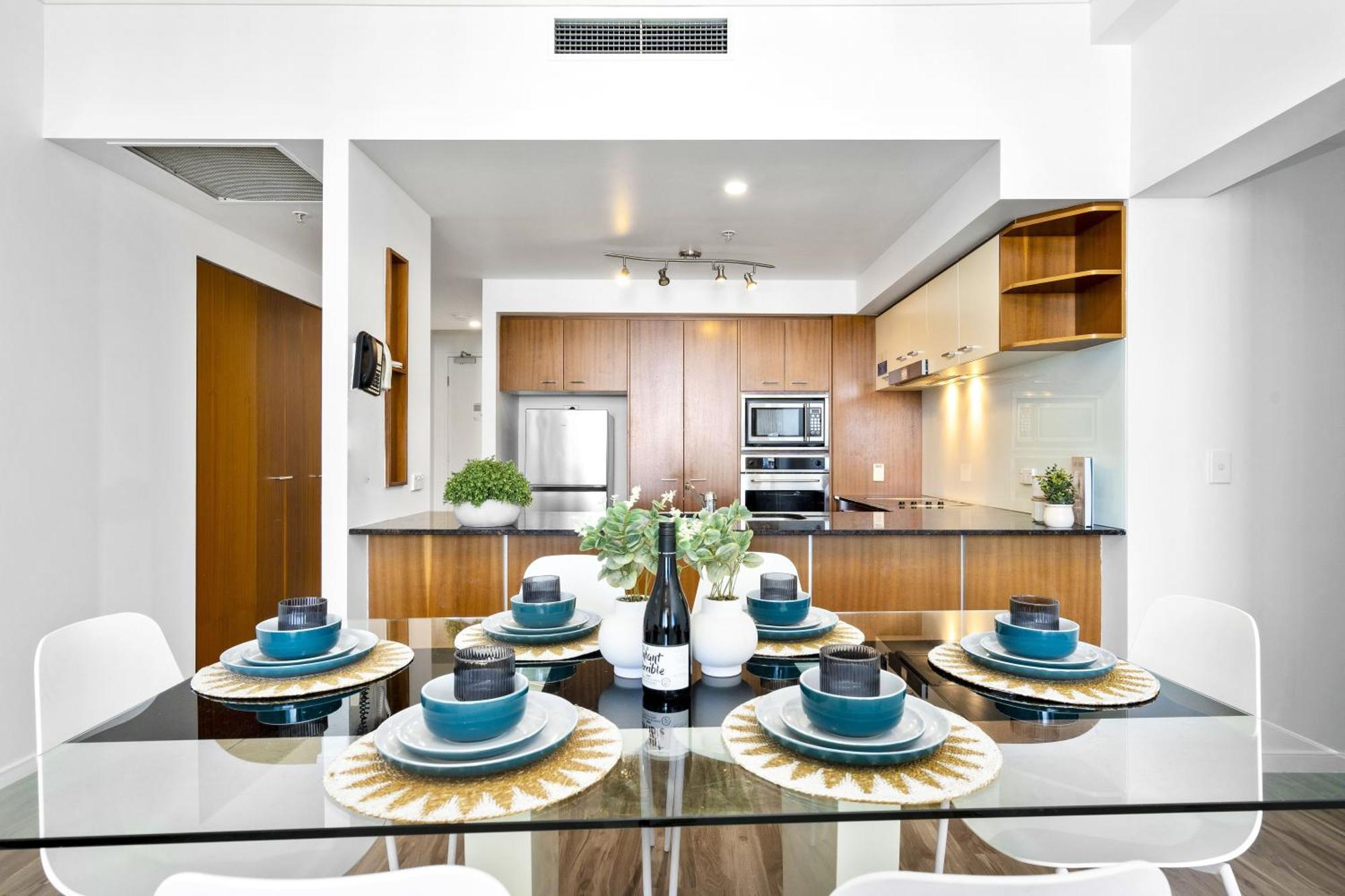 Chevron Renaissance Ocean View - Q Apartment *