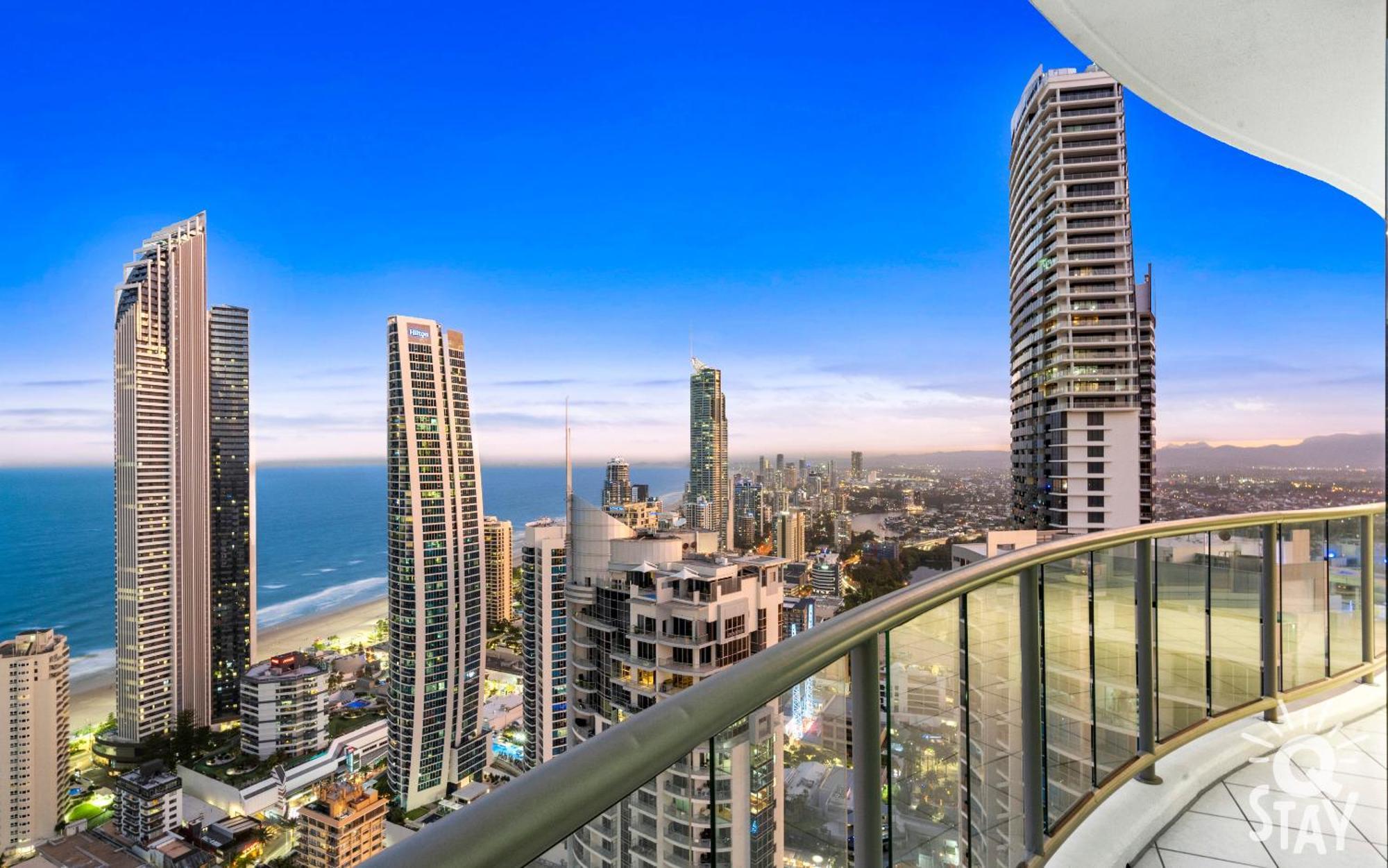 Chevron Renaissance Ocean View - Q * Gold Coast