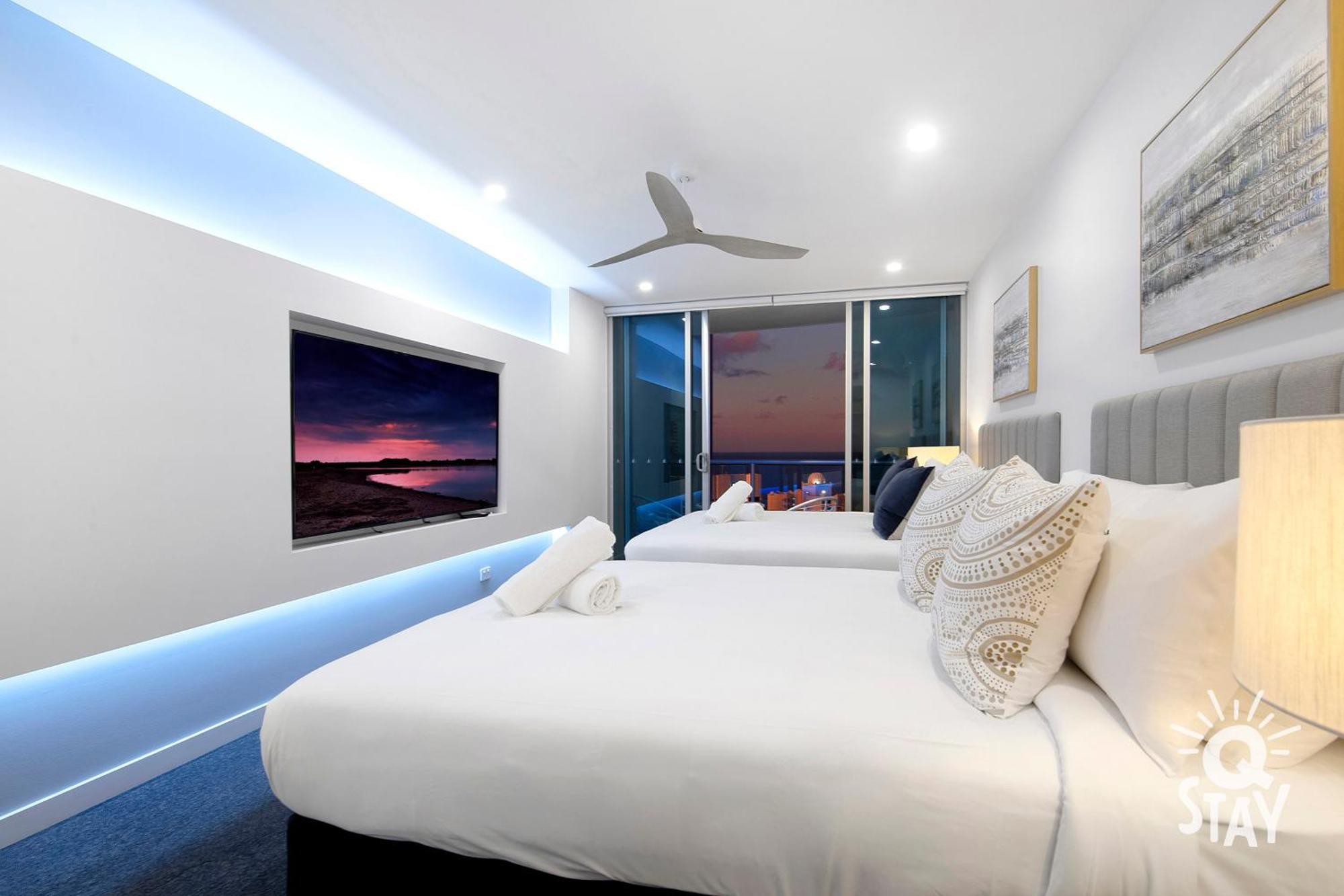 Chevron Renaissance Ocean View - Q
