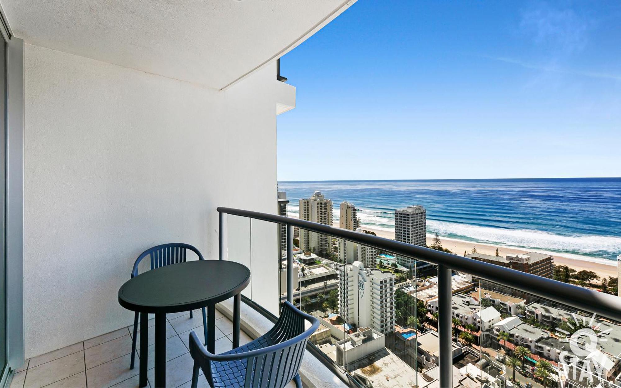 Chevron Renaissance Ocean View - Q Apartment *